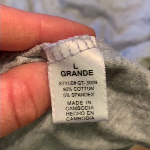 Set of 5 vneck tees,pink,gray,white,green,yellow - Picture 4 of 5